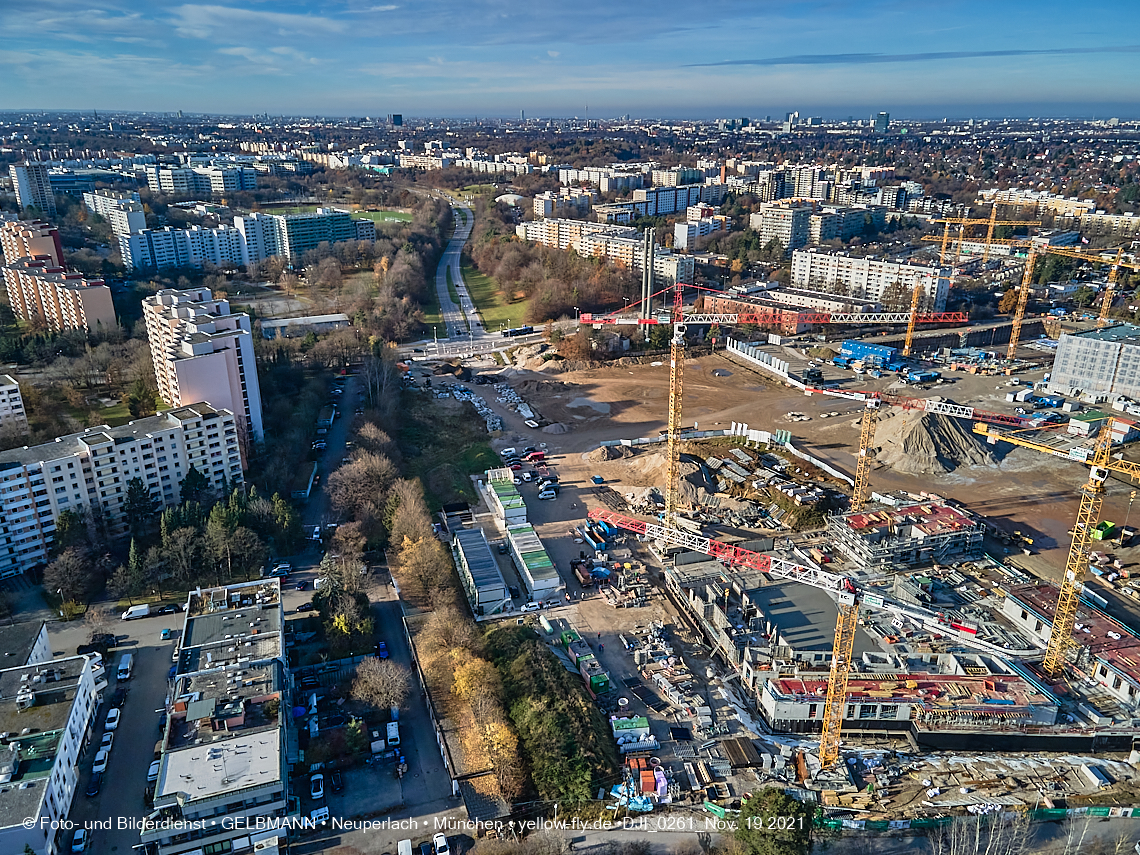 19.11.2021 - Luftbilder von der Baustelle Alexisquartier und Pandion Verde in Neuperlach